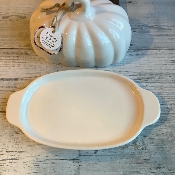AZZURE HOME Fall Harvest Pumpkin Butter Dish - Picture 7 of 7